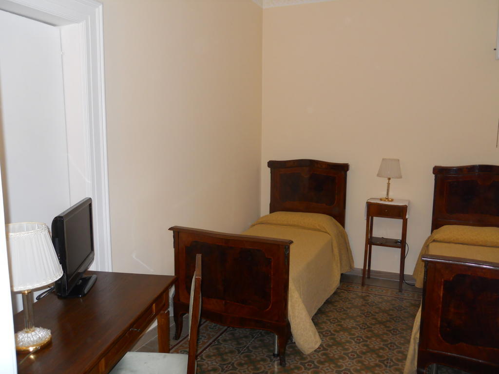Bed and Breakfast Borgo Due Mari Taranto Camera foto